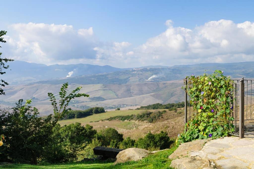 Girasole Cottage Overlooking The Orcia Valley In Tuscany Radicofani Eksteriør billede